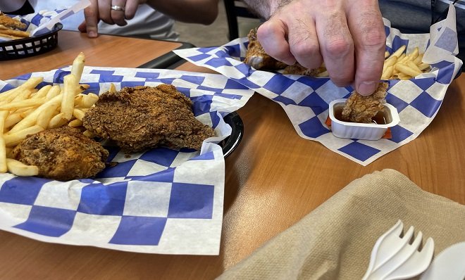 Fried chicken lunch from Oh! Johny's