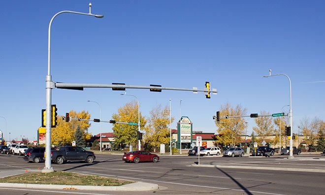 Image of a signalized intersection in Sherwood Park