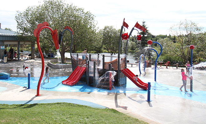RE/MAX Spray Park in Broadmoor Lake