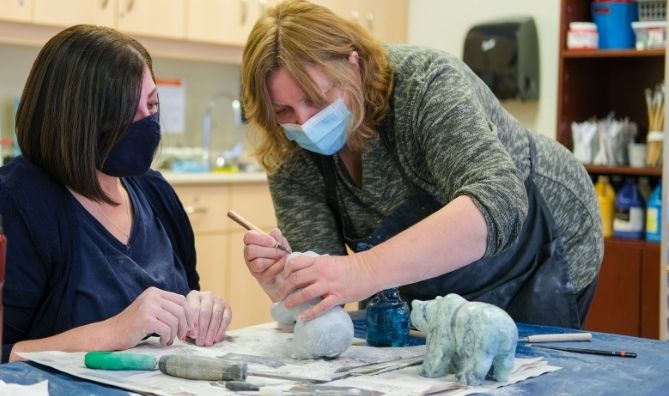 Gallery@501 - Soapstone Carving with Kay McCormack